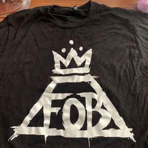 Black Fall Out Boy tee